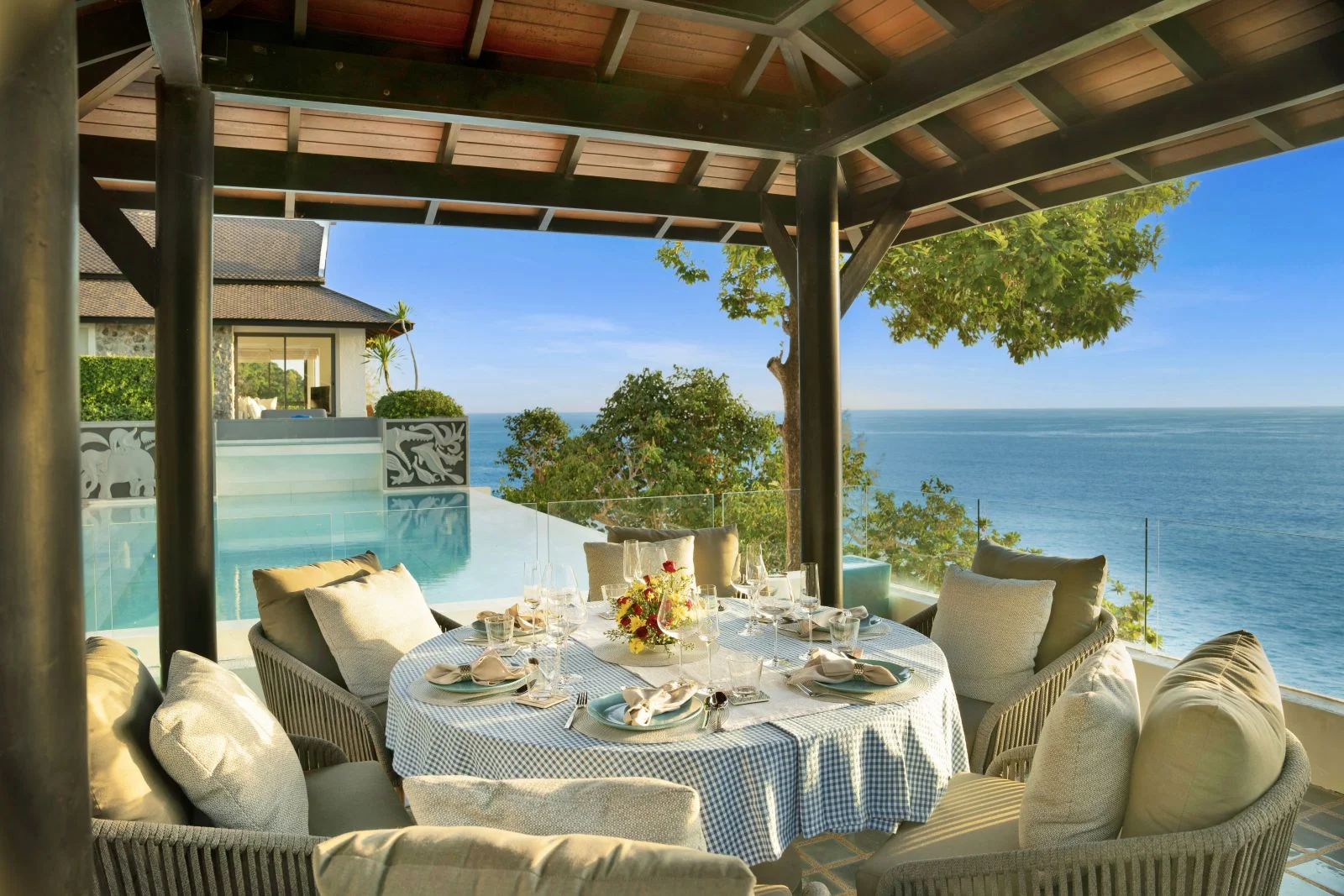 3 villa la prana al fresco dining pool