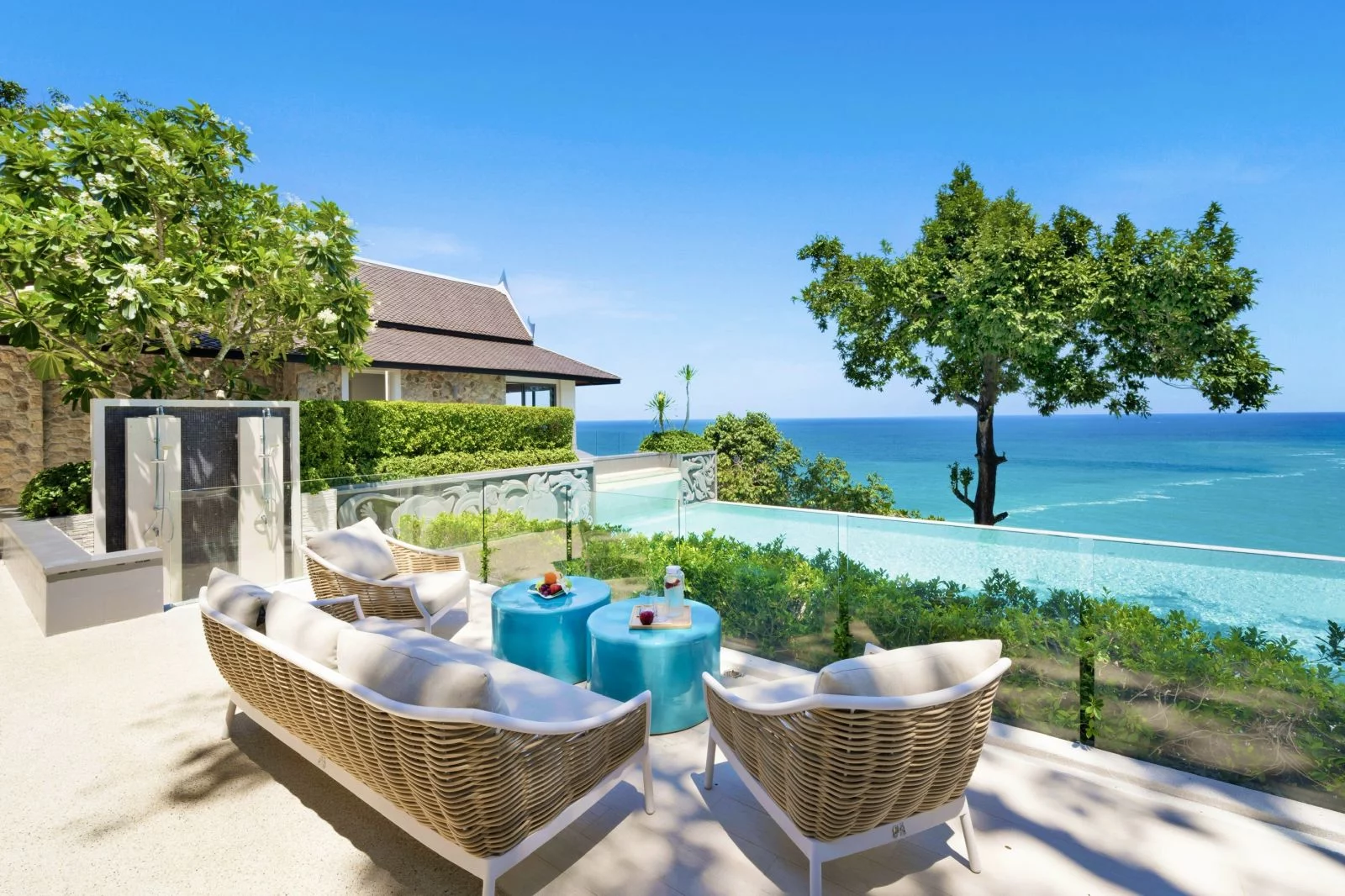 5 villa la prana swimming pool area