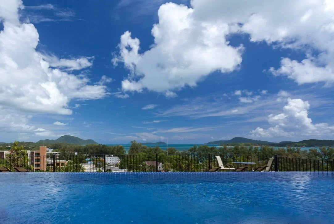 pool view day 024