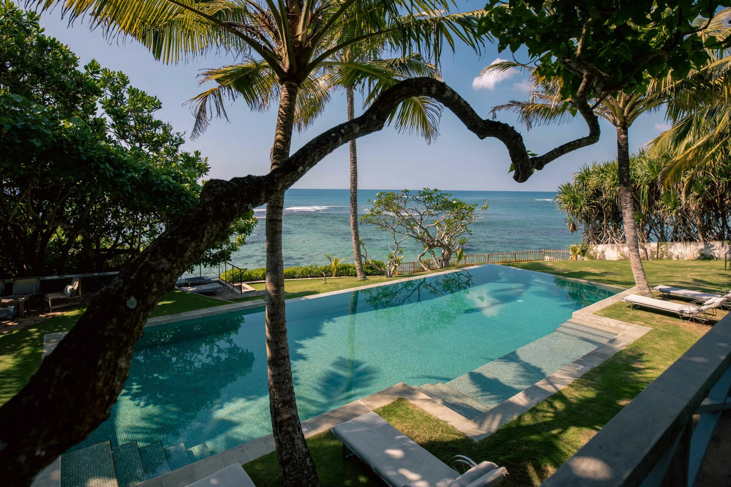 suriyawatta garden pool 27