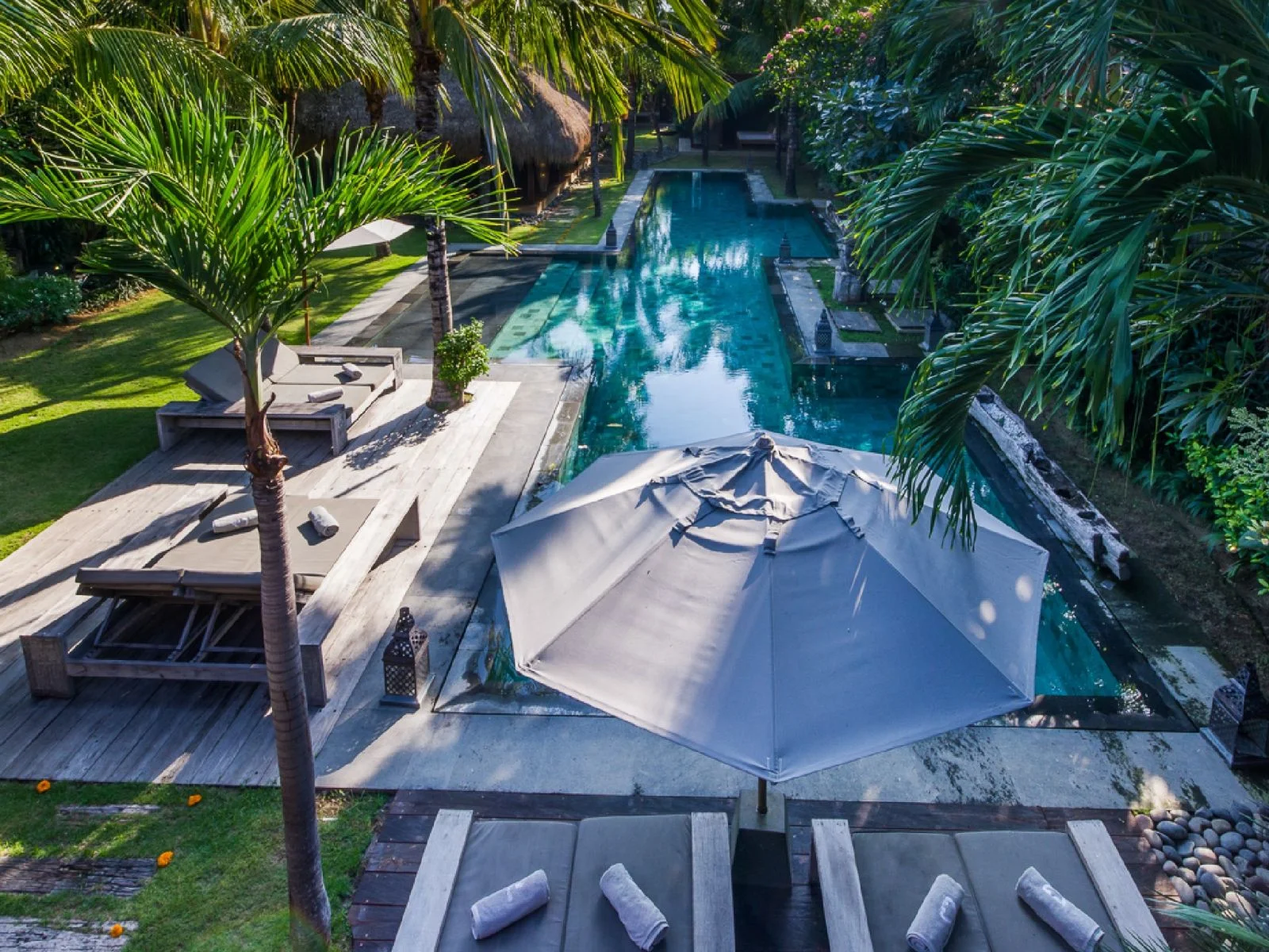 villa yoga swimming pool 5