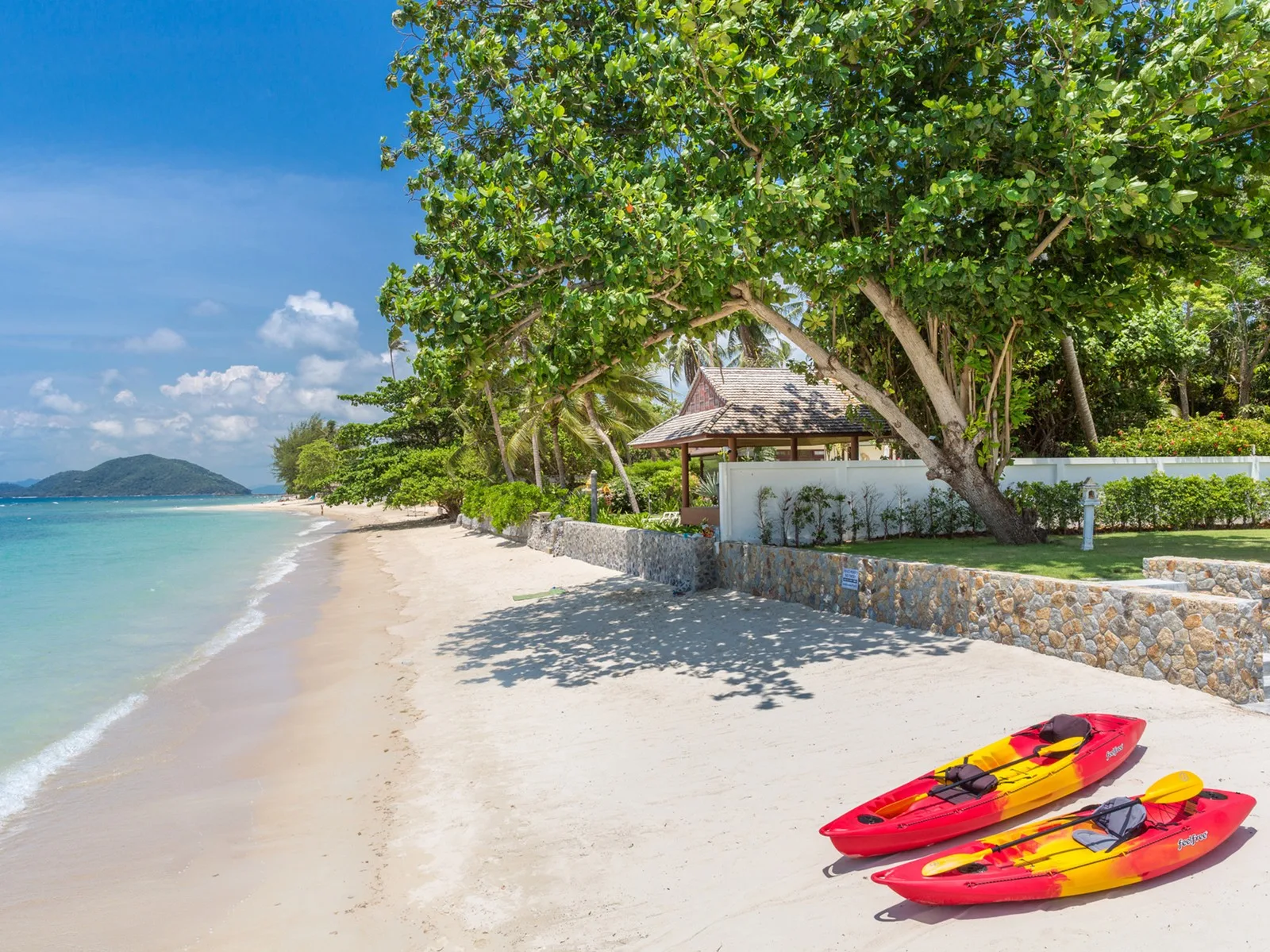 03 villa thansamaay beautiful laem sor beach