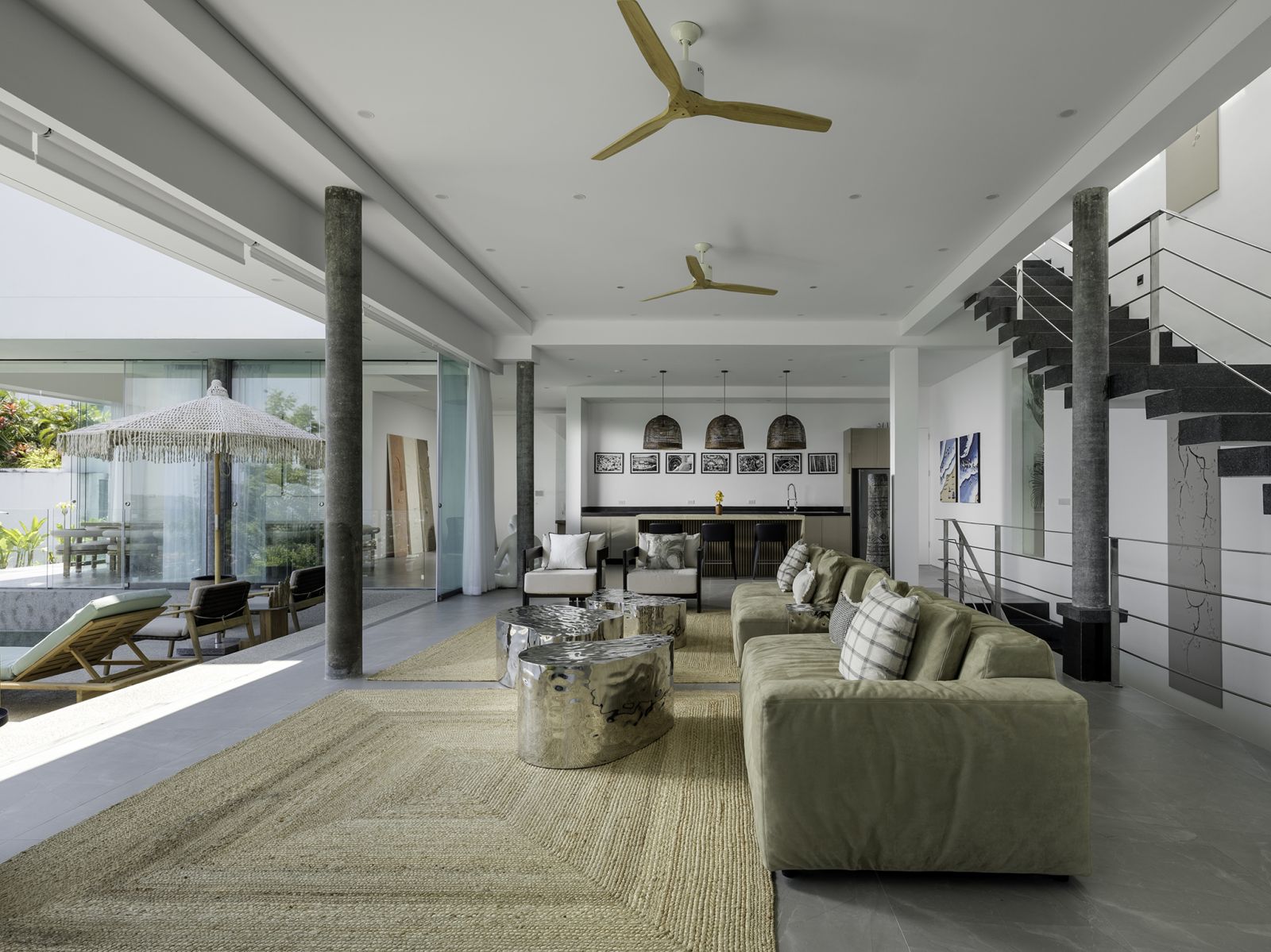 07 golden lotus villa vie airy main floor living area