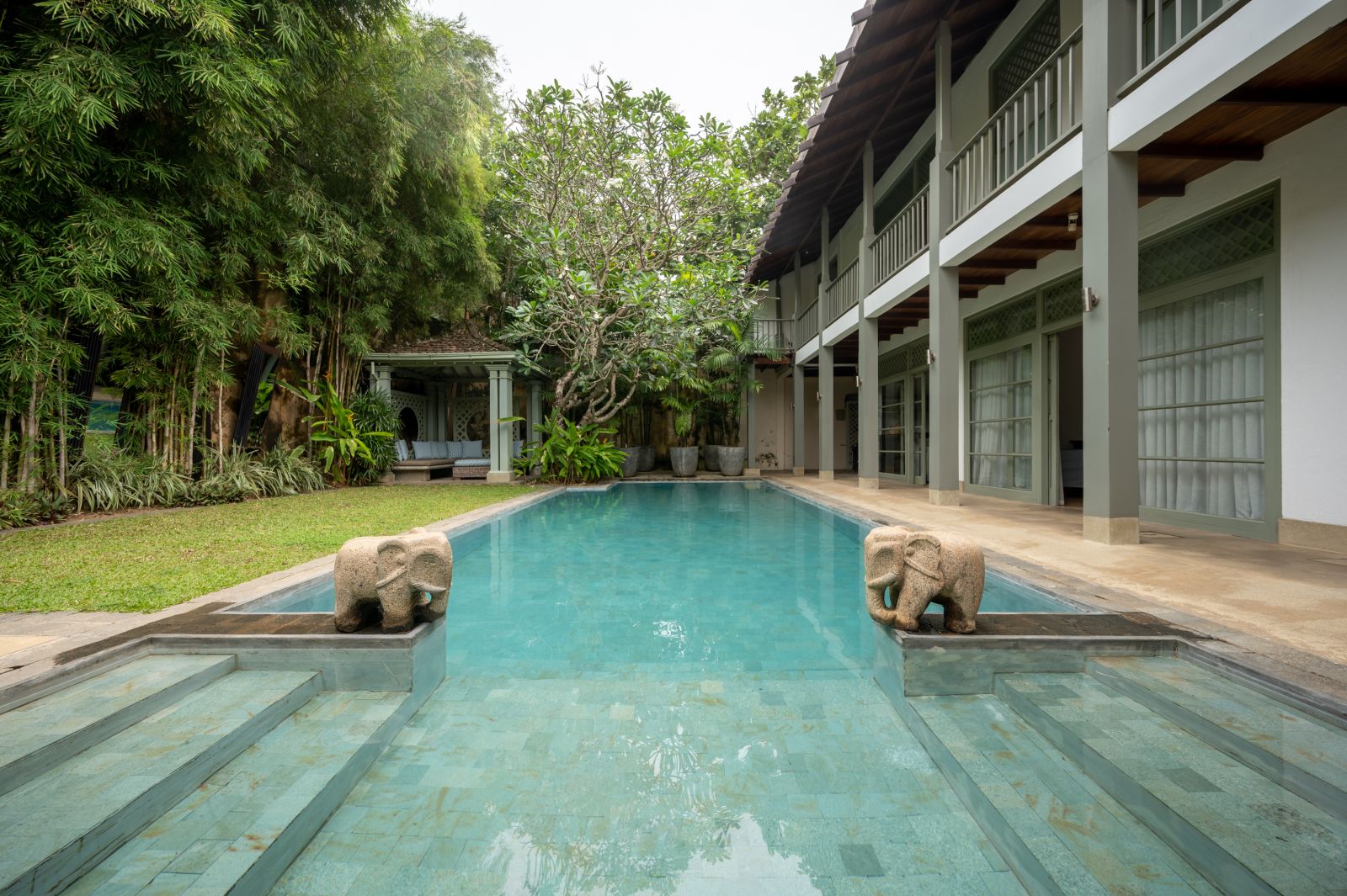 pool 4