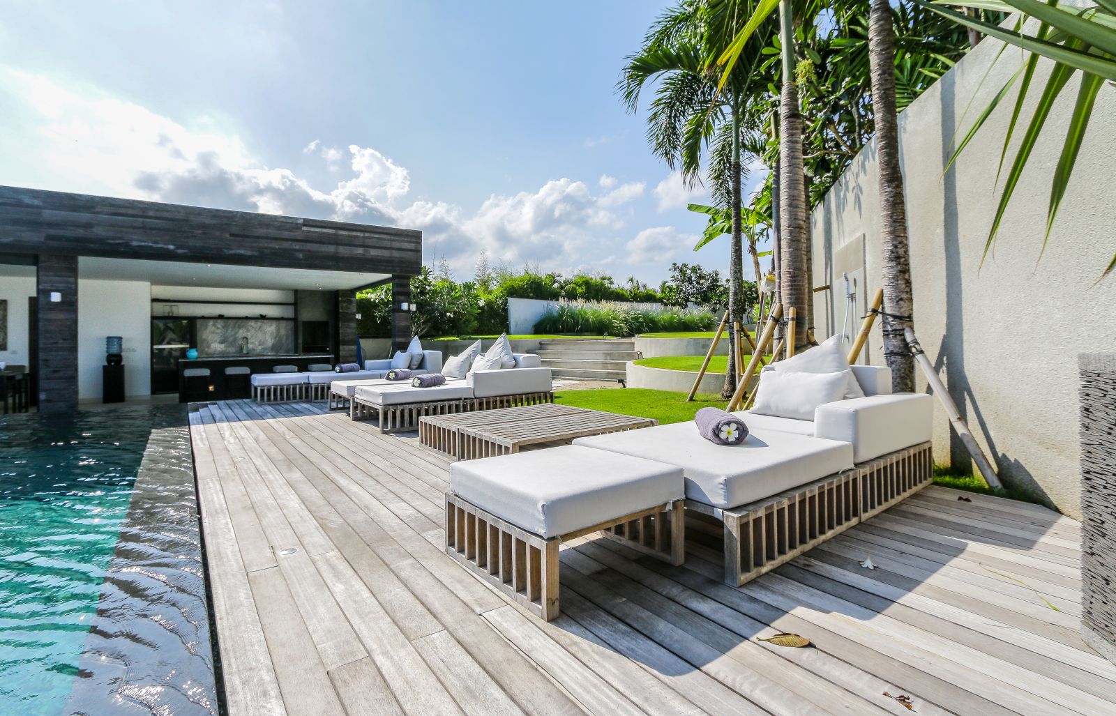img bale side deck