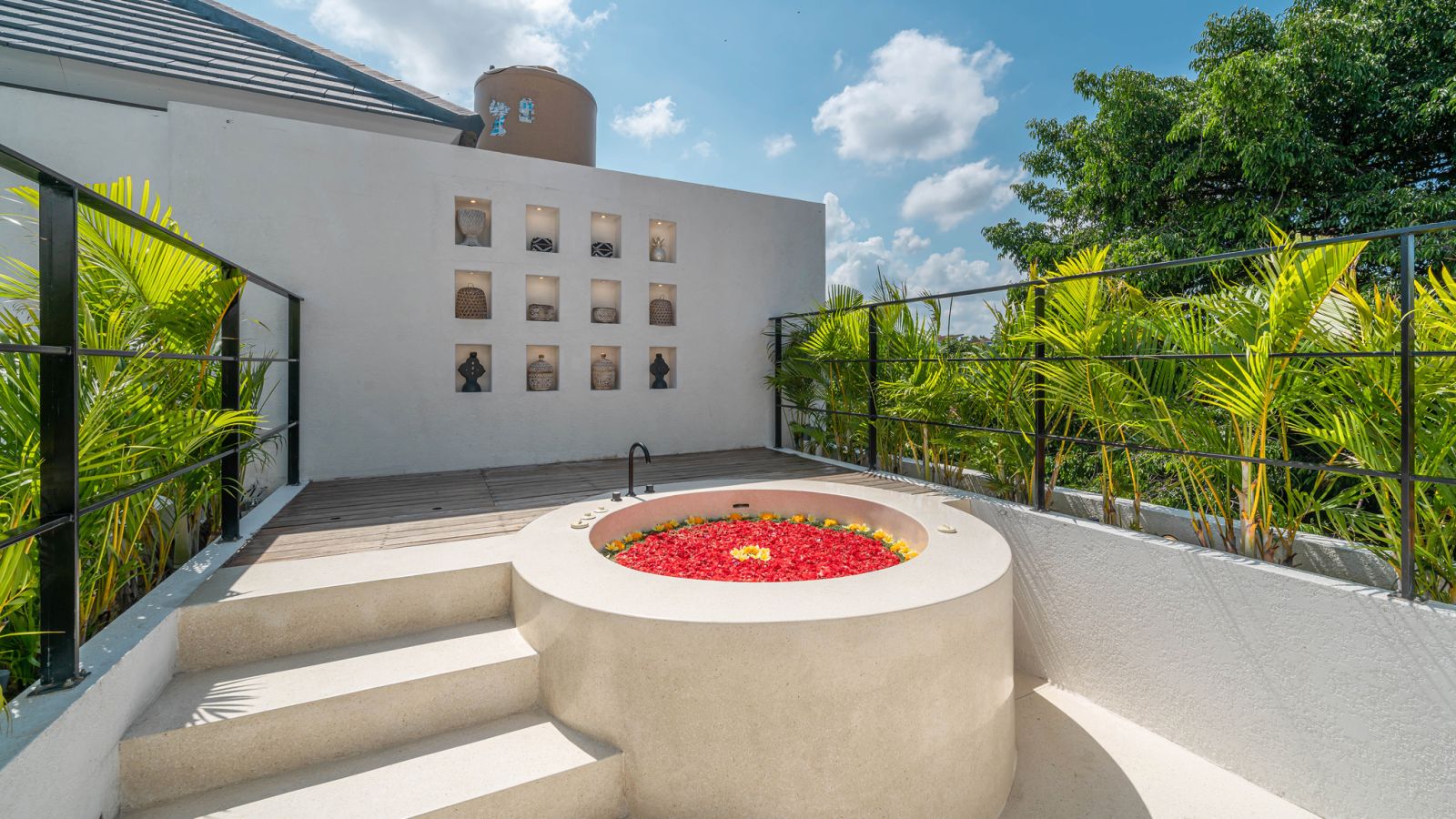 12 villa unna airy rooftop jacuzzi