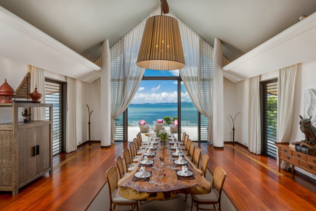 villa 12 bedrooms 58