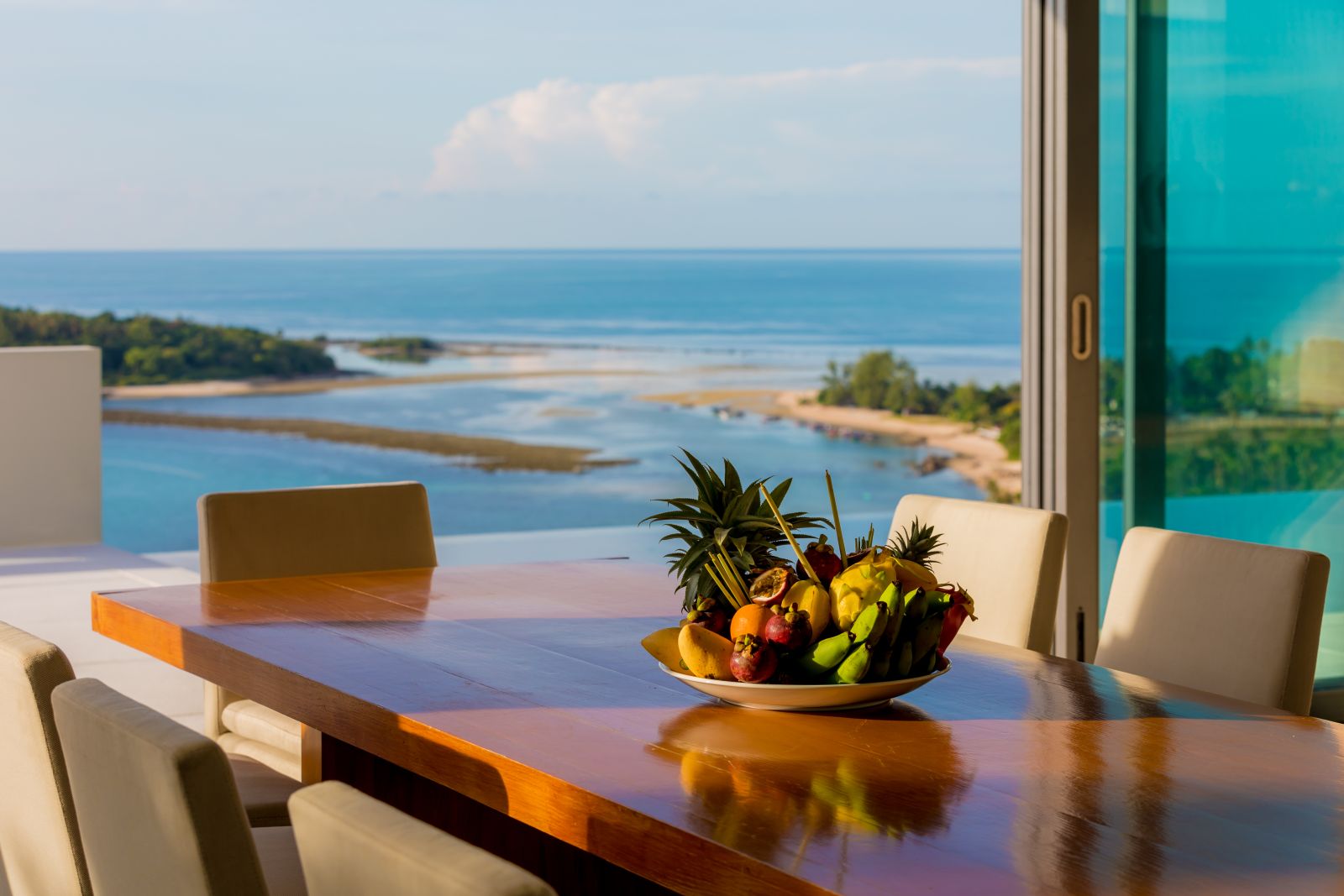 villa natha dining island view