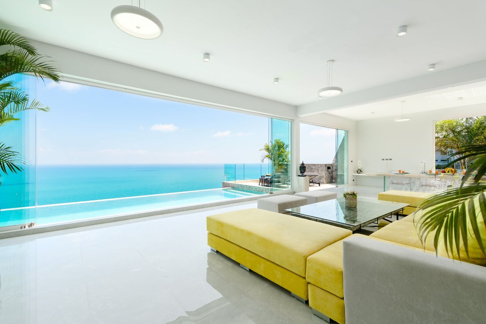 villa ray living area 01