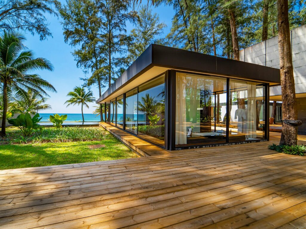 grand villa noi beachfront paradise