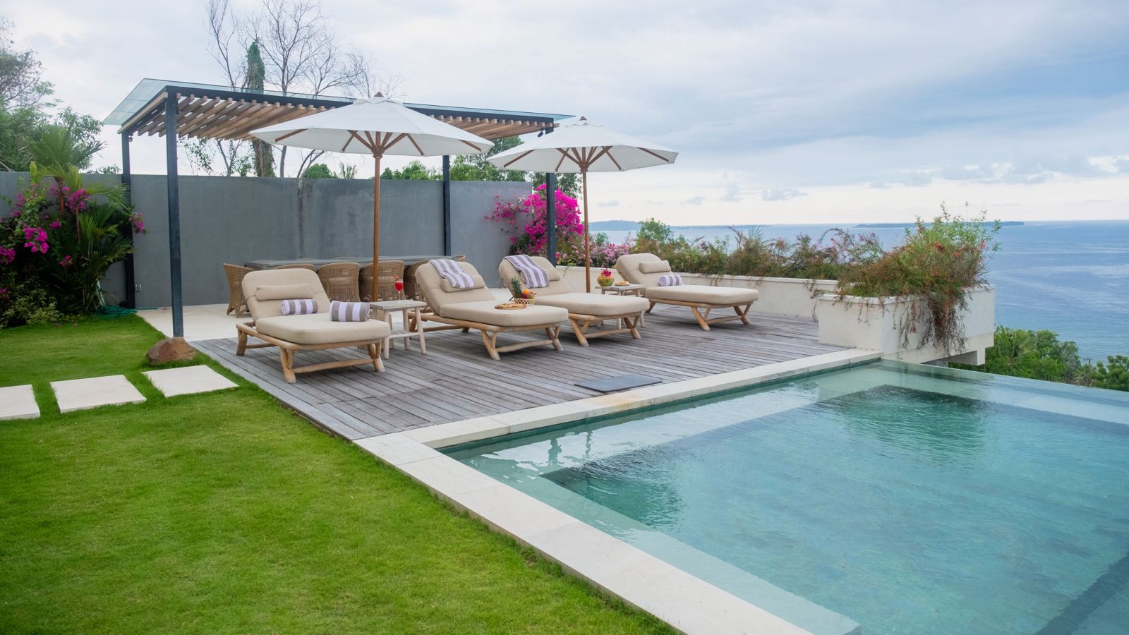 04 elite havens leq bale bali pool