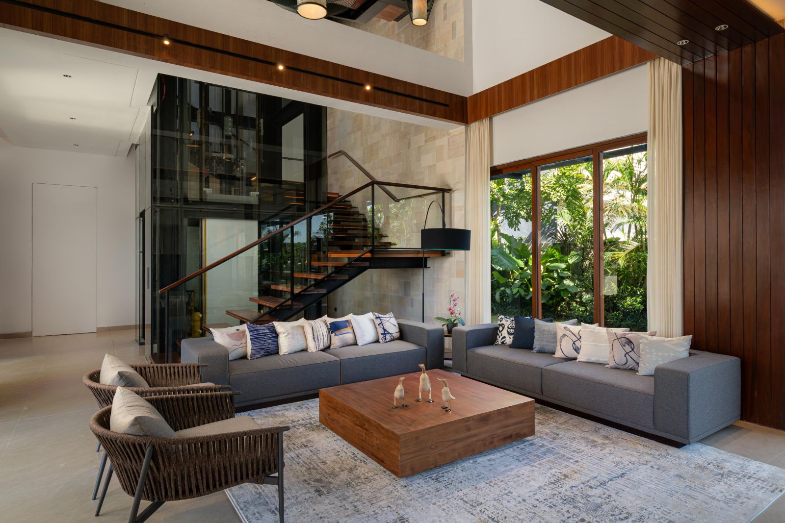 cloudnineungasan bali 04 livingarea