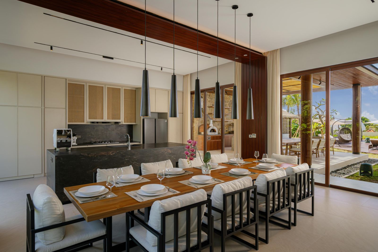 cloudnineungasan bali 05 diningarea